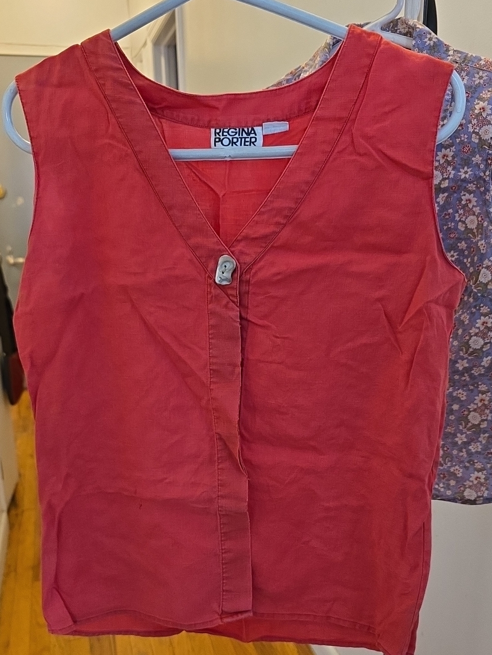 Regina Porter Coral Sleeveless V-Neck Linen Top